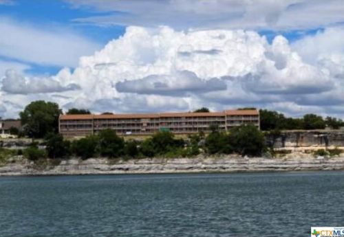 2 Cliffhouse Dr, Morgans Point TX  76513-6377 exterior