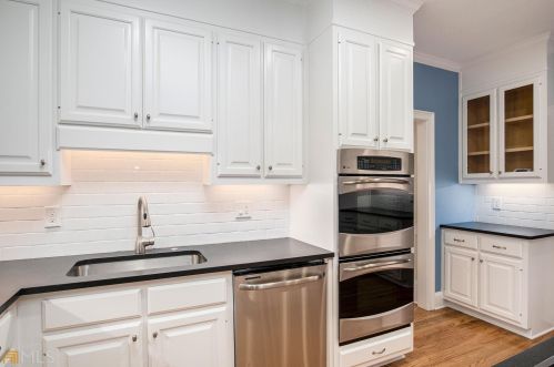 3721 Harts Pl, Atlanta GA  30341-1754 exterior