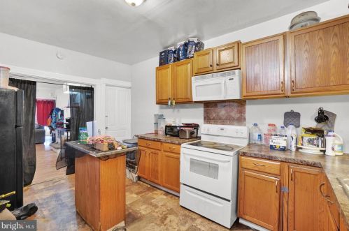 403 Vine St, Lancaster PA  17603-5241 exterior