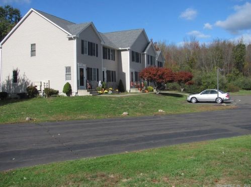 59 White Tail Ln, Wallingford CT  06492-5351 exterior