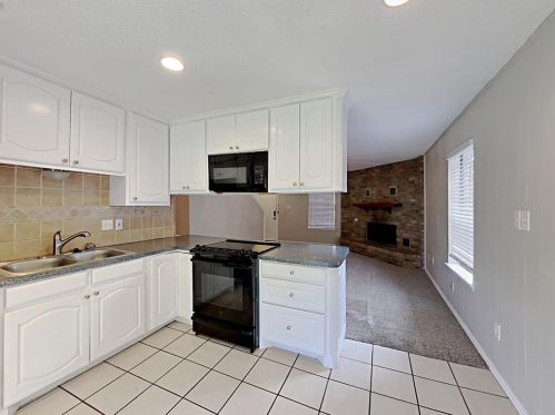 216 Cambridge St, Fort Worth TX  76179-2510 exterior