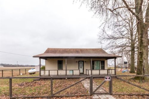 206 Buchanan St, Foster Pond, IL 62298-4536