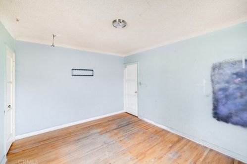 724 Acacia Ave, Glendale CA  91205-3006 exterior