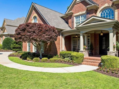8470 Merion Dr, Duluth, GA 30097-6654