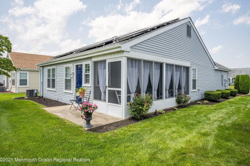 63 Dorset Rd, Lakehurst NJ  08759-6822 exterior