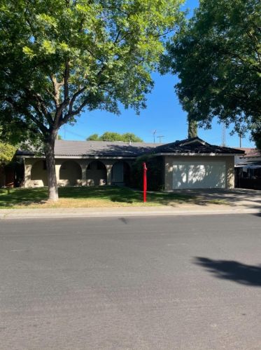 1909 Silvaire Dr, Modesto, CA 95350-1948