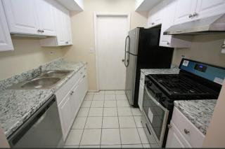 572 Windgate Ct, Arlington Hts IL  60005-3866 exterior