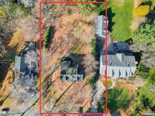 46 Murray Ave, Ridgewood, NJ 07450-3009