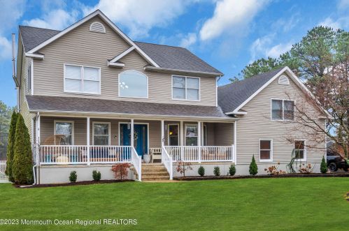 351 End Ave, Berkeley Township, NJ 08721-2709