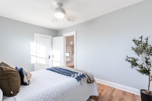 3722 Drake Ave, Cincinnati OH  45209-2124 exterior