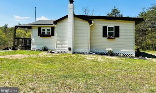 2270 Kerns School Rd, Springfield WV  26763 exterior