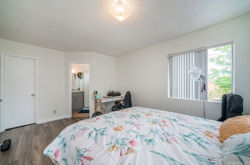 1447 Windsor Rd, Glendale CA  91205-2767 exterior