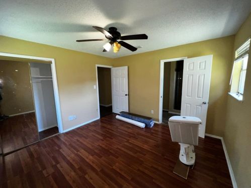 5909 Bowling Dr, Fort Worth TX  76148-3503 exterior