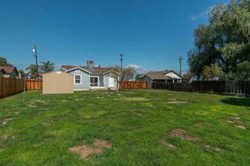1645 Canal Farm Ln, Los Banos CA 93635-4405 exterior
