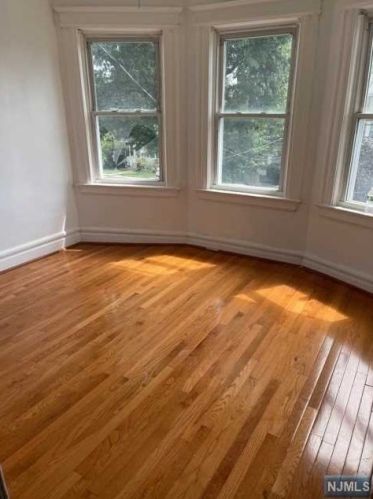 174 Berkeley Ave, Bloomfield, NJ 07003-5725