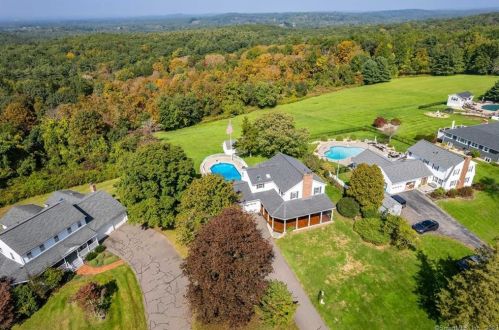 921 Neipsic Rd, Glastonbury, CT 06033-2503