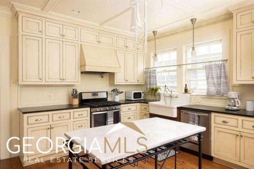 1112 Austin Ave, Atlanta GA  30307-1918 exterior