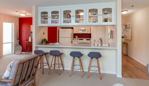 658 San Antonio Rd, Los Altos CA 94022-1304 exterior