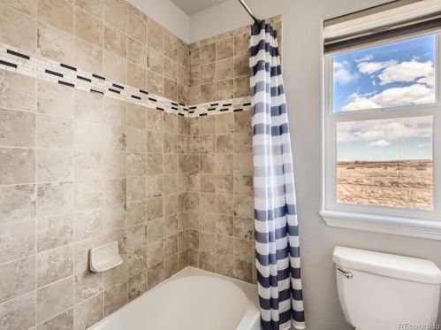 9772 Eagle Creek Cir, Denver CO  80022-6223 exterior