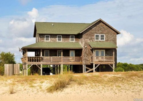 1646 Ocean Pearl Rd, Corolla, NC 27927-8204