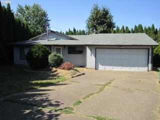 2135 Townsend Ct, Wood Village OR  97060-1231 exterior