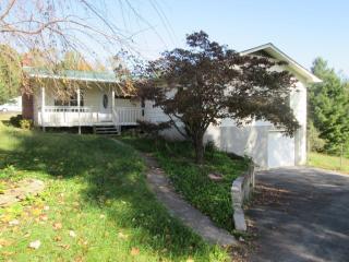 234 Orchard St, Jacksboro, TN 37757-2321