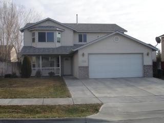 1718 4th Pl, Hermiston, OR 97838-1190