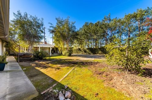 1191 Skyline Dr, Santa Ana CA 92705-3217 exterior