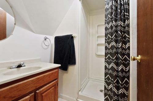 998 Grand Ave, Saint Paul MN 55102-2610 exterior