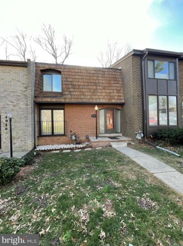 4944 Herkimer St, Annandale, VA 22003-5138