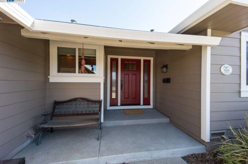 9436 Olympia Fields Dr, San Ramon, CA 94583-3941