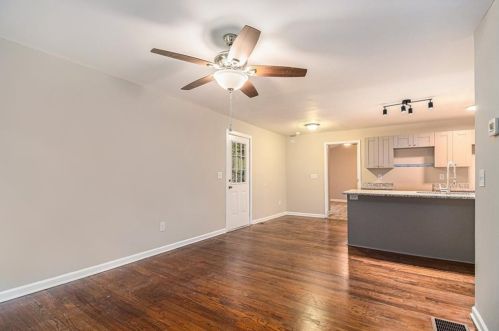 484 Fairlane Cir, Atlanta GA  30331-1508 exterior
