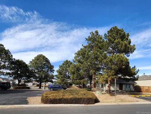 3664 Danube Cir, Aurora CO 80015-3161 exterior