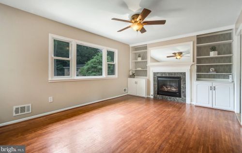 6601 Sandover Ct, Springfield, VA 22152-2934