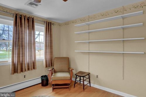 966 Mccosh St, Hanover PA 17331-1833 exterior