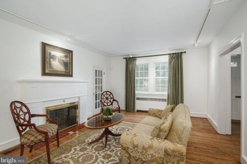 730 Redman Ave, Haddonfield NJ 08033-2744 exterior