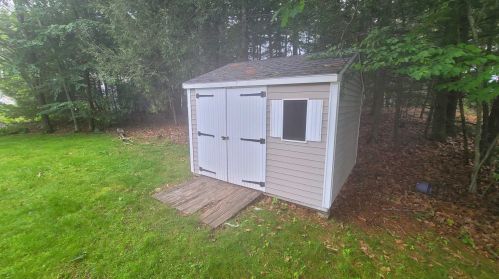 119 Ledgewood Dr, Hampstead, NH 03841-5163