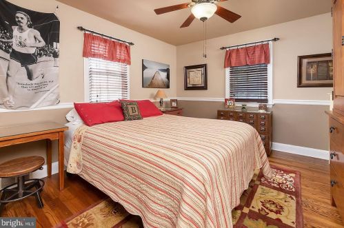 430 Princeton Rd, Tavistock NJ exterior