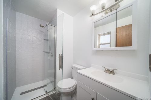 1549 Evanston St, Aurora CO 80012-5714 exterior