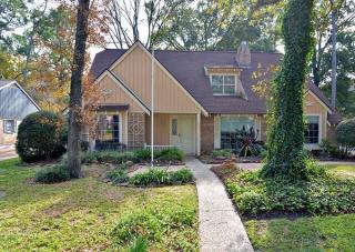 5915 Lodge Creek Dr, Houston TX  77066-1508 exterior