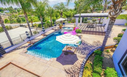 14082 Crystal View Ter, Riverside CA  92508-8705 exterior