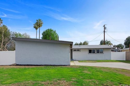 4175 Wheeler St, Riverside, CA 92503-3915
