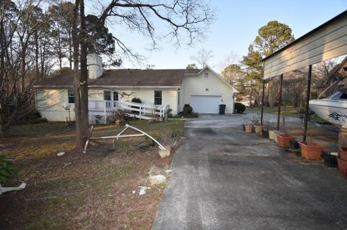 112 Hayes Cir, Rex GA 30273-1543 exterior