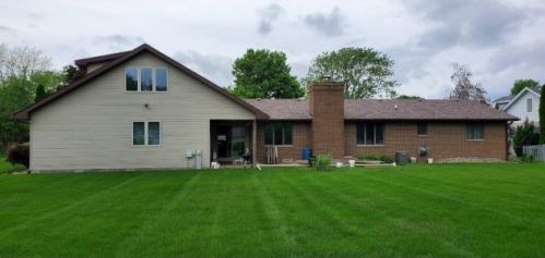1195 Hedge Ave, Kankakee, IL 60901-7363