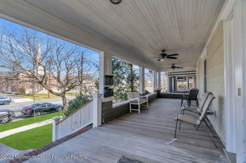 604 3rd Ave, Tinton Falls NJ  07712-8810 exterior