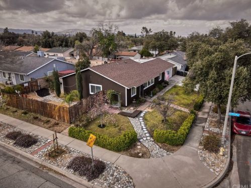 1506 Cambridge Ave, Redlands, CA 92374-3906