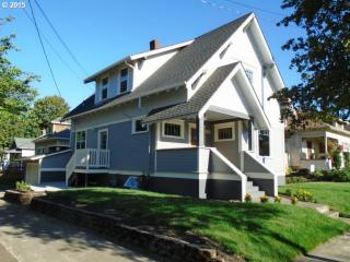 2302 Harney St, Vancouver, WA 98660-2455