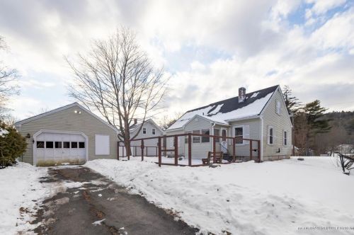 19 Grove St, Augusta, ME 04330-7030