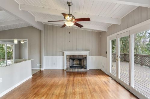 2132 Drew Valley Rd, Atlanta GA  30319-3918 exterior