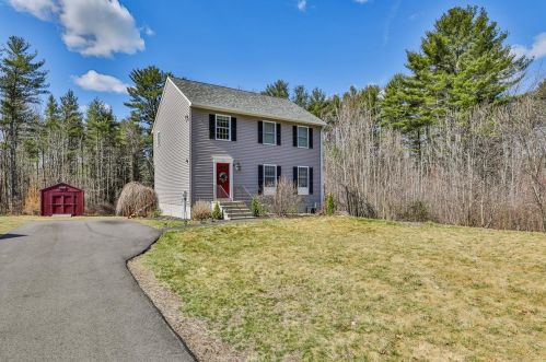 3 Middleridge Rd, Derry, NH 03038-4513